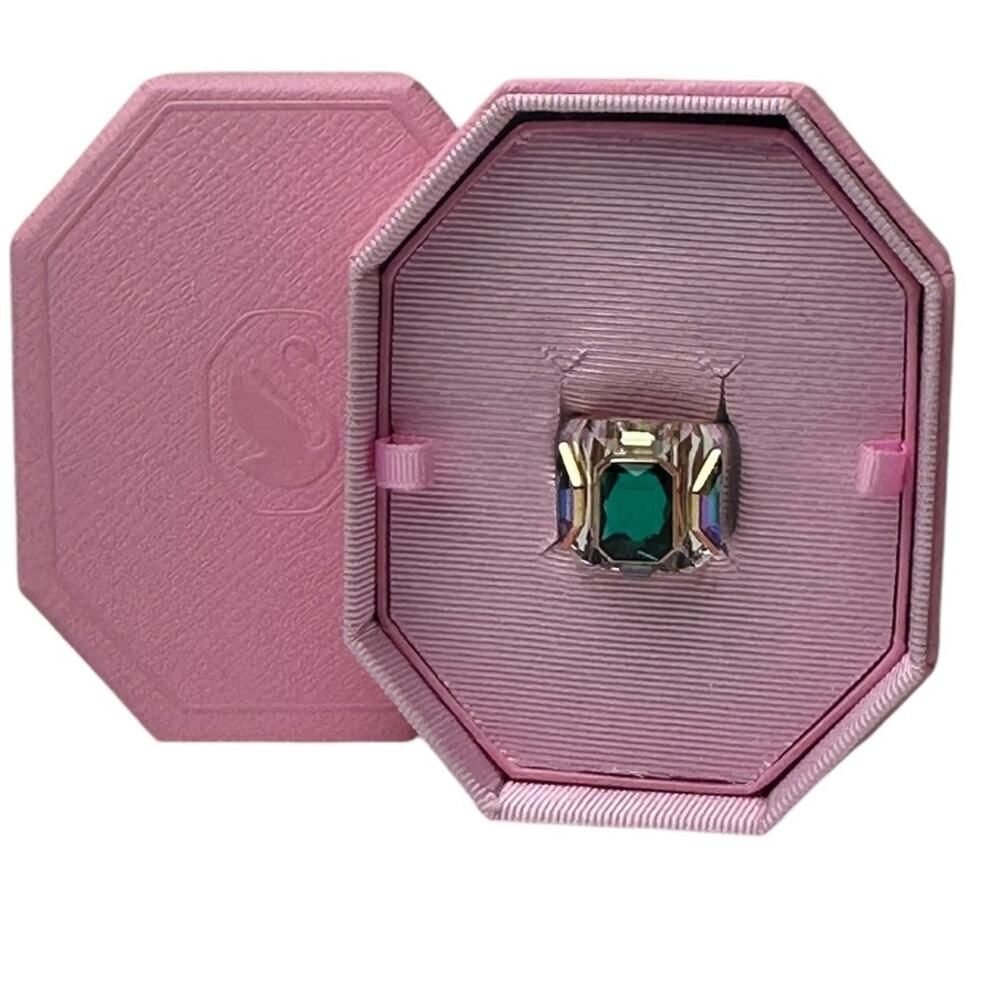 Swarovski Chroma cocktail ring Green, Gold-tone plated EUR 60 USA 9